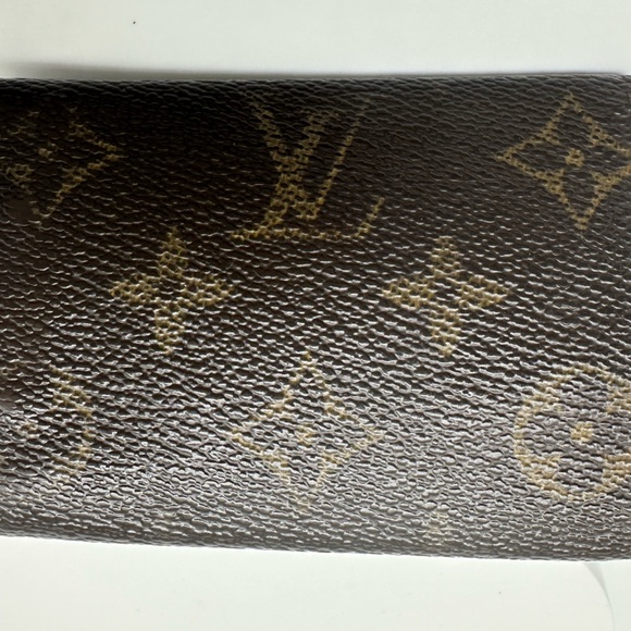 Real Louis Vuitton Monogram 6 Keyholder - Luxury Charm Authentic Leather - Picture 7 of 14